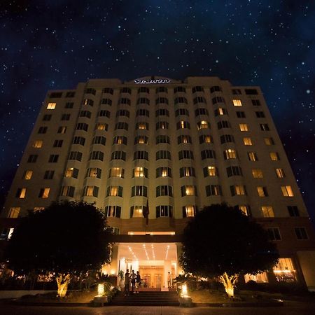 Aloha Halong Hotel Ха Лонг Екстериор снимка