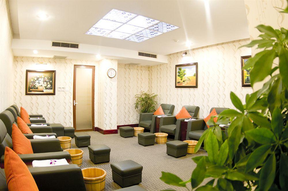Aloha Halong Hotel Ха Лонг Екстериор снимка