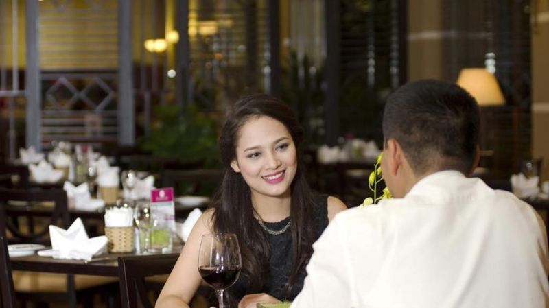Aloha Halong Hotel Ха Лонг Екстериор снимка