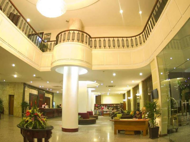 Aloha Halong Hotel Ха Лонг Екстериор снимка