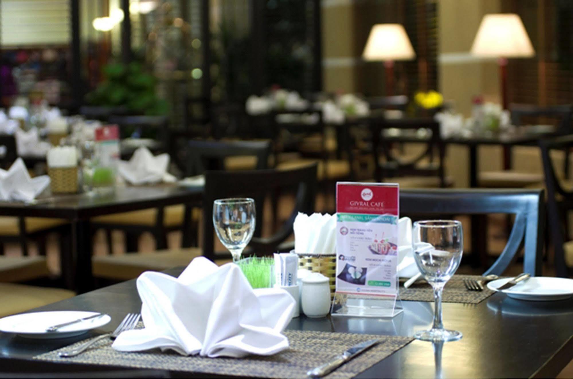 Aloha Halong Hotel Ха Лонг Екстериор снимка