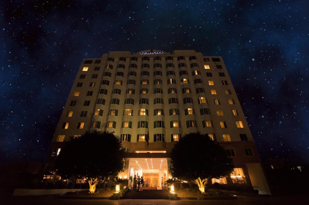 Aloha Halong Hotel Ха Лонг Екстериор снимка
