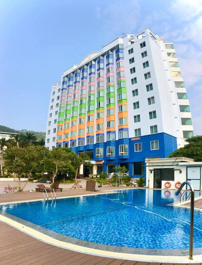 Aloha Halong Hotel Ха Лонг Екстериор снимка